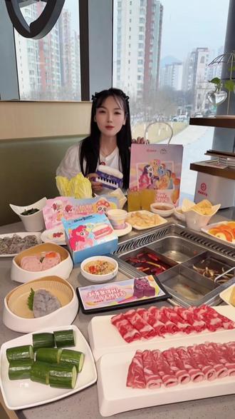 一定要带孩子去一趟海底捞,小马宝莉联名家庭餐还有玩具和慕斯蛋糕#小马宝莉#小马宝莉卡片#马年限定小马宝莉#小马宝莉cos #小马宝莉紫悦