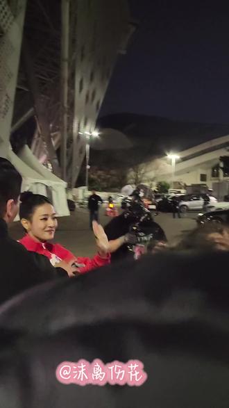 米妮idle首尔巡回演唱会DAY2下班#minnie #idle首尔演唱会 #idle回归 #饭拍韩国女团