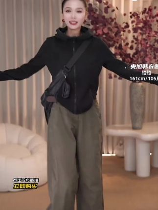 2025新款秋季开衫连帽卫衣女设计感小众纯色简约气质潮流休闲上衣#显瘦显高穿搭 #外套穿搭 #休闲百搭 #春秋新款 #欧韩穿搭