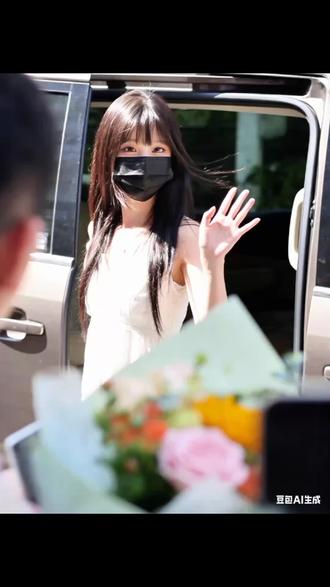 豆包的权威我后知后觉! #豆包ai #豆包p图已经nextlevel了 #站姐 #豆包站姐 #站姐拍照神图