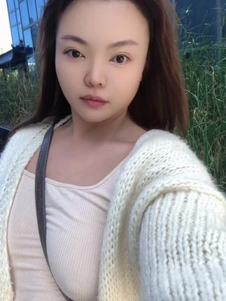 天气很好出来走走# 微胖女生