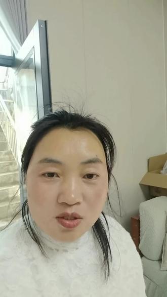 谁家有14岁的犟种,都谁家,报个名,让我也平衡平衡#14岁 #14岁男孩 #挑衣服