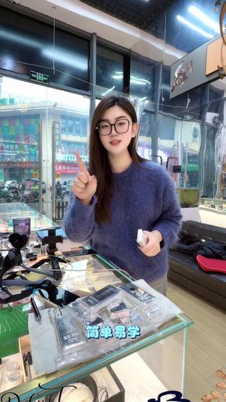 #真假辨别 #如何辨别假银条#银条回收 现在市面上假银条越来越多了,教大家两个在家就可以辨别真假!