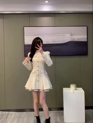 小香风富家千金粗花呢连衣裙女春秋季新款高冷御姐风白色温柔裙子#裙装穿搭 #甜美穿搭 #温柔风穿搭 #温柔穿搭 #短裙穿搭