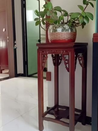 实木花架 这款实木花架摆放家里美观实用又好看#新中式 #实木花架#花架#花架子#摆件