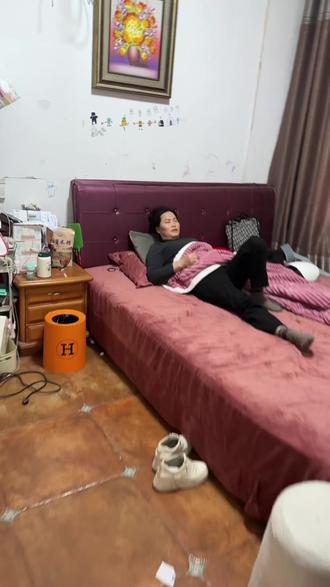 调皮的儿媳妇🤣#搞笑婆媳日常 #自用好物分享