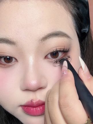 好不好看你自己说 啊好牛#睫毛精 #美妆 #新手化妆教程 #化妆化妆 #新手化妆