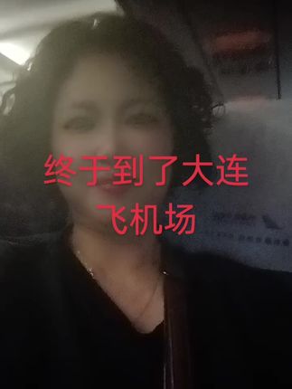 家里的箱子堆成山,感觉自己成了一个小型仓库管理员。😅 你们有没有类似的经历?