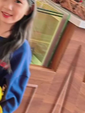 卡通玩偶稀奇古怪儿童可爱斜挎包可爱奶龙零钱包#女童穿搭 #萌娃穿搭 #每日童装穿搭分享 #卡通包包