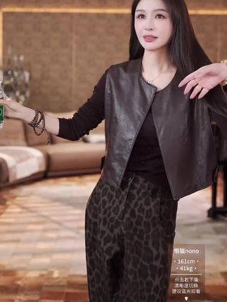 时尚气质复古绵羊皮马甲外套上衣#美搭尽显女神范 #时髦穿搭 #高级感穿搭