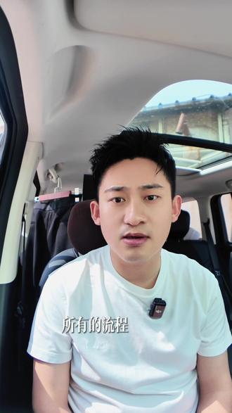 张雪峰先生的离开,确实让我们所有人都重新思考了“值得”二字。我们这个行业,拼的何尝不是身体,熬的何尝不是青春。价格和品质你只能选一种无论在哪个行业!!#婚礼主持人高铭 #威海婚礼主持人高铭 #备婚 #婚礼 #张雪峰