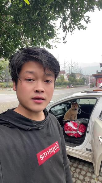 命运让我这一生活得如此的孤单,这一生也很遗憾,没娶到老婆没孩子没家,都给爸爸妈妈断后了,#流浪仔