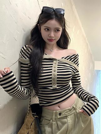 #ootd穿搭 #韩系穿搭 #小众设计感 #显瘦穿搭 #早秋穿搭