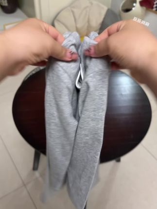 一场秋雨一场寒,这种舒服的小套装可以给孩子准备起来了,妈妈们拼手速 #潮童穿搭 #潮童必备 #甜美穿搭 #秋季穿搭