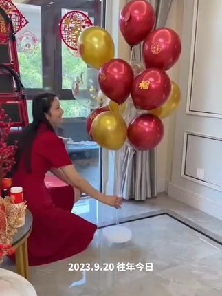 搬新家了,一定要买一些这种乔迁之喜的装饰气球,把它放在客厅里、房间里,挂在家里的门上,这样不仅显得家里很热闹,还寓意着以后的日子红红火火,平平安安,生活幸福美满。