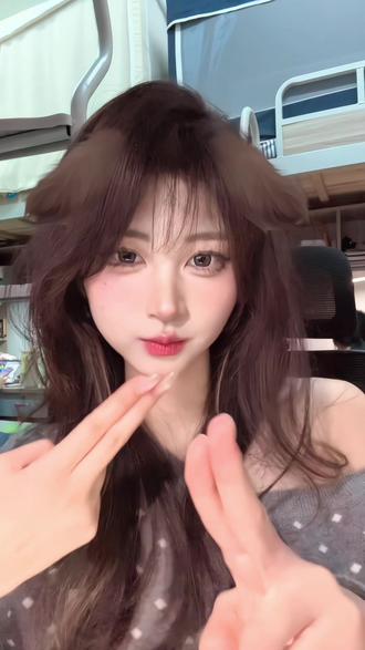 走开一身小狗味🐶#手势舞 #天生小狗