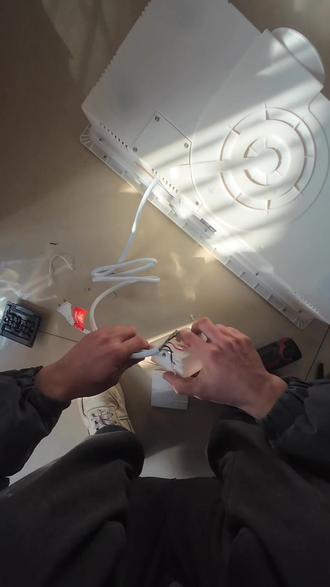 最近和浴霸杠上了#水电工 #维修 #第一视角