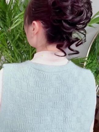 #网红发饰 #质量杠杠的好 #气质范 #女神必备 不要再用皮筋扎头发了, 不会扎头发的姐姐学会这样扎, 简单易上手, 气质优雅又时尚。