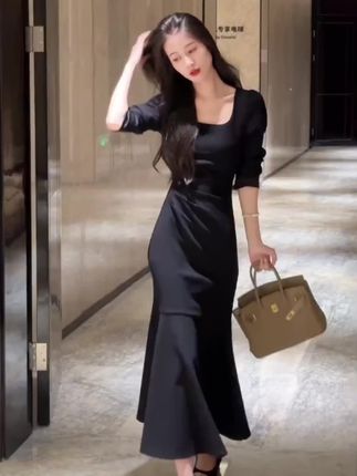 #气质穿搭 #显瘦穿搭 #美女 #热门 #高级感穿搭