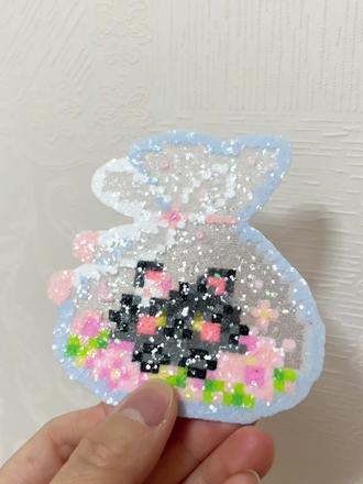 拼豆 | 樱花袋子狸花猫,高透豆拼出来真的嘎嘎好看#拼豆 #高透豆 #明创 #我染上了拼豆 #手作diy