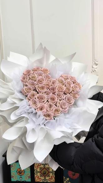 爱心花束插心形教程 简单易学,点赞收藏,方便反复观看#爱心花束 #花艺教学 #零基础花艺培训 #花艺培训 #黑龙江花艺培训