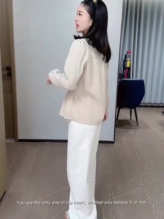 大码女装秋季收腰褶皱2025新款胖mm遮肚上衣藏肉显瘦减龄长袖衬衫