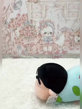 哎呀!软fufu的大脸蛋~~快把这呆萌的蜡笔小新带回家吧! #蜡笔小新 #也太可爱了吧 #蜡笔小新玩偶#玩偶#抱枕