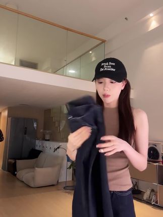 HHYB Hello2025春夏新款时尚复古无腰头宽松阔腿牛仔裤女#休闲夏装 #穿搭ootd #穿搭穿搭 #气质范 #休闲女装