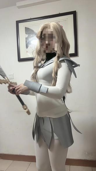 我已经找到生存的意义 #cos试衣 #大剑 #特蕾莎