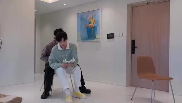 啊啊啊啊啊啊啊普普你的爪爪在往哪里摸##云旗郝熠然