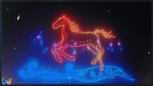 骐骥驰骋,福满仙桃!#无人机灯光秀点亮城市之光 #无人机灯光秀 小年到,真热闹!