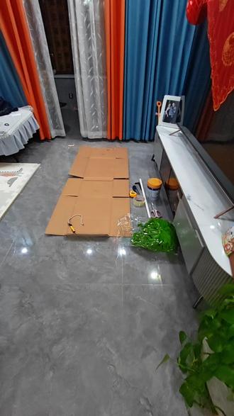 圣诞树制作教程来喽😛#手工diy #圣诞的100种打开方式 #抖音二创激励计划 #种草激励 #奶粉罐改造 @抖音创作小助手