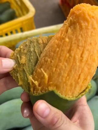 我给大家推荐的这个广西田东桂七芒,它可不是普通的芒果,它是今年的网红水果,吃过的人都说好吃到停不下来。如果你还没有吃过这么好吃的芒果,赶紧点击链接下单吧!#抖音助农 #口感特别好 #优质农产品 #应季水果