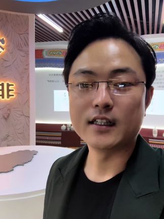 这某些人啊,是真着急啦。昨天明目张胆的关了我们两个号!晚上七点钟我们不见不散@龙飞的(日常生活)