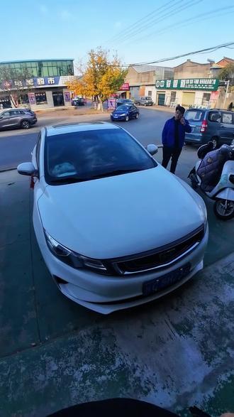 吉利车主看过了,如果您的爱车导航卡在吉利车标,进不去系统,不要怕找我们现场维修不用更换全新总成,#吉利导航卡标重启不开机#宝鸡#吉利帝豪导航卡标不开机维修#吉利导航黑屏维修#导航卡标