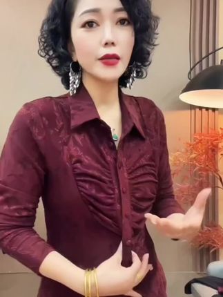 2025秋季新款翻领长袖显瘦修身时尚女士百搭小衫上衣#高级感穿搭 #减龄显瘦穿搭 #面料柔软舒适 #只做高品质 #洋气小衫