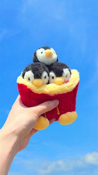 🍟企鹅不吃薯条,大胆去做
#手工#企鹅 #玩偶#毛绒