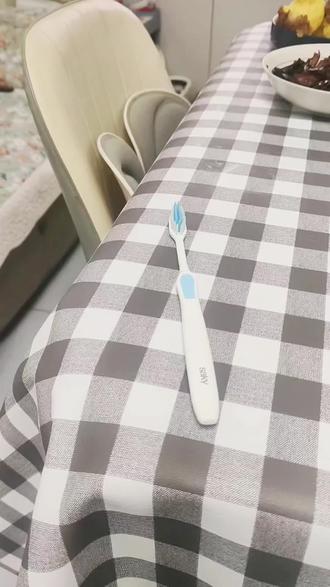 老铁们,一个男人到底可以节俭到什么程度。