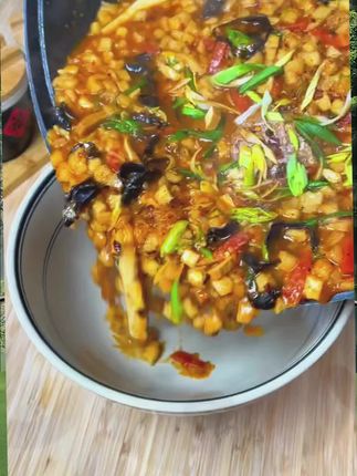 【粉丝专属】鸿盛祥清真西安牛羊肉泡馍酸辣小炒牛肉泡馍鲜香512g