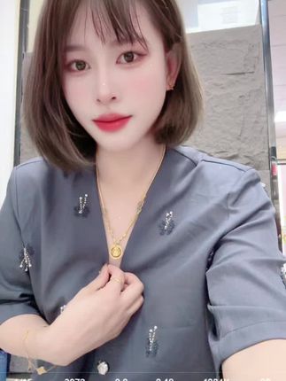 #我已到岗在线上班 #上班日常打卡 #爱生活爱工作 #实物拍摄 #女人要独立独立