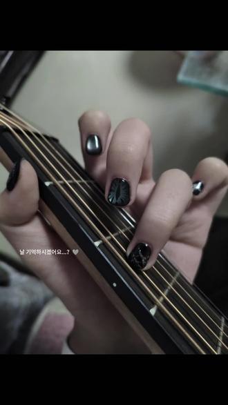 你是我无名指摁住的五弦三品#吉他