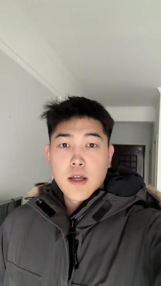 这雪下的 又是忙碌的一天#日常Volg #创业者 #郑州大雪 #抖加小助手