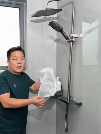 洗漱用品没地方放的,可以在浴室转角装上这个#三角置物架 ,免打孔安装,洗漱用品都能收纳整齐还不占空间#卫生间好物 #浴室置物架 #转角置物架#置物架@DOU+小助手 @巨量千川