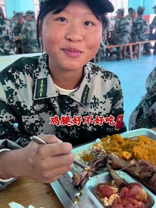 今天有孩子们爱吃的大鸡腿,有的有两个哦,还有苹果#吃饭#见证成长#记录日常生活