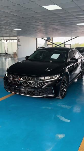 分享一台2万多公里23款改款330星空精英版的大众帕萨特车况嘎嘎新😎#南宁#代步车#大众#大众帕萨特#帕萨特