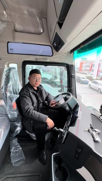 卡友们来看看亿联怎么连接使用的#汕德卡#亿联 #卡车司机