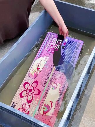 每个月换一张鼠标垫,真抗不住?换上这张一垫传三代的玻璃鼠标垫,真丝滑,又好打理!#鼠标垫 #垫子 #鼠标垫推荐 #游戏鼠标垫推荐 #性价比
