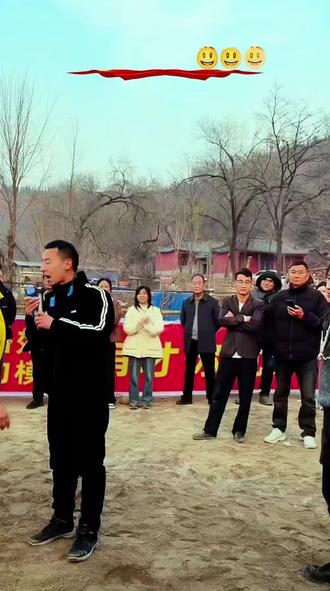 陈娜受半吨之托 摔跤场上收拾二嫂三嫂四嫂#摔跤娱乐活动#摔跤搞笑视频 #摔跤狂热大赛