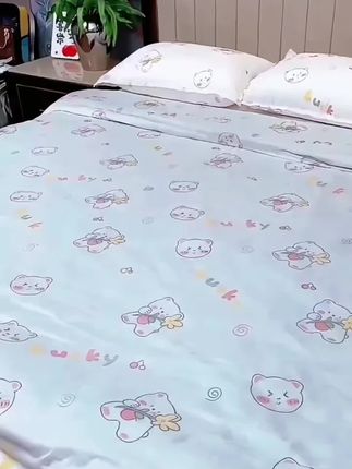 出差旅行住酒店,还是带这种一次性的四件套好,干净又卫生 "一次性床单 #好物推荐🔥 #宝妈必备 #面料柔软舒适 #纯棉面料