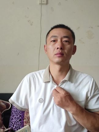 努力了就行了,又不是你一个人没成功,别太在意那些结果!#正能量 #残疾人千艺 #残疾人戴假肢送外卖